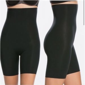 Spanx Thinstincts High Waisted Mid Thigh Shapewear Shorts Black L
